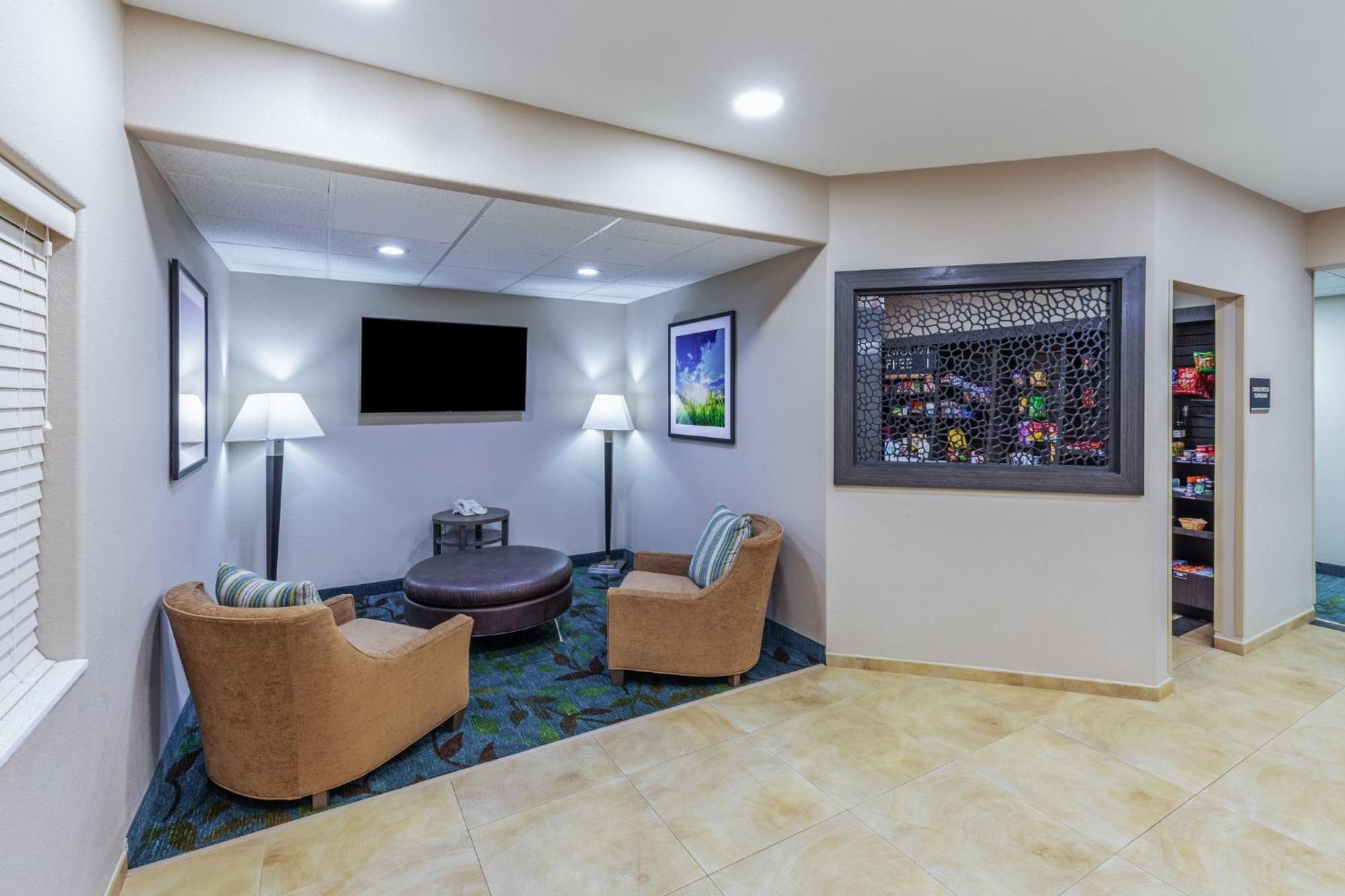 Candlewood Suites Tyler By Ihg Bagian luar foto
